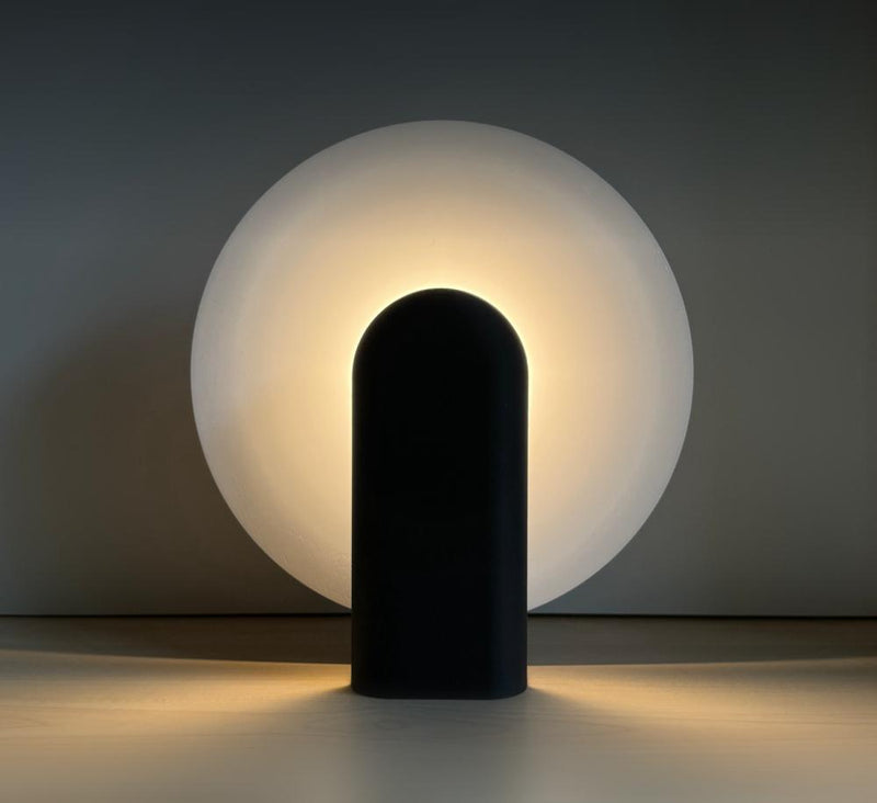 Eclipse Lamp - A Minimalist Glow for Modern Spaces